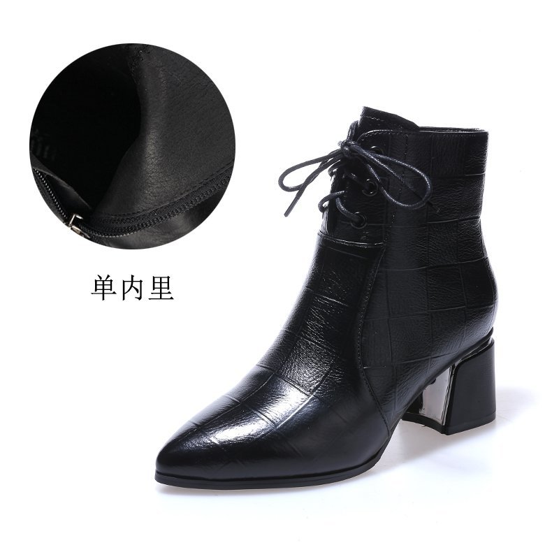 suntek皮鞋女2021新款春秋季中跟小短靴秋冬女鞋尖头高跟马丁单靴子