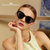 海伦凯勒时尚墨镜网红同款防晒偏光眼镜H8910H17亮黑框+深灰色 国美超市甄选第2张高清大图