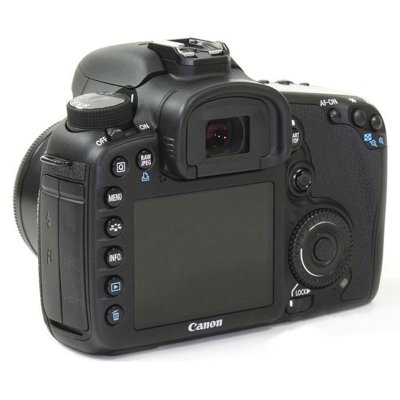 佳能（canon）EOS 7D 单反套机（EF-S18-135mmf/3.5-5.6IS镜头）  1800万像素 双DIGIC4 8张/秒高速连拍
