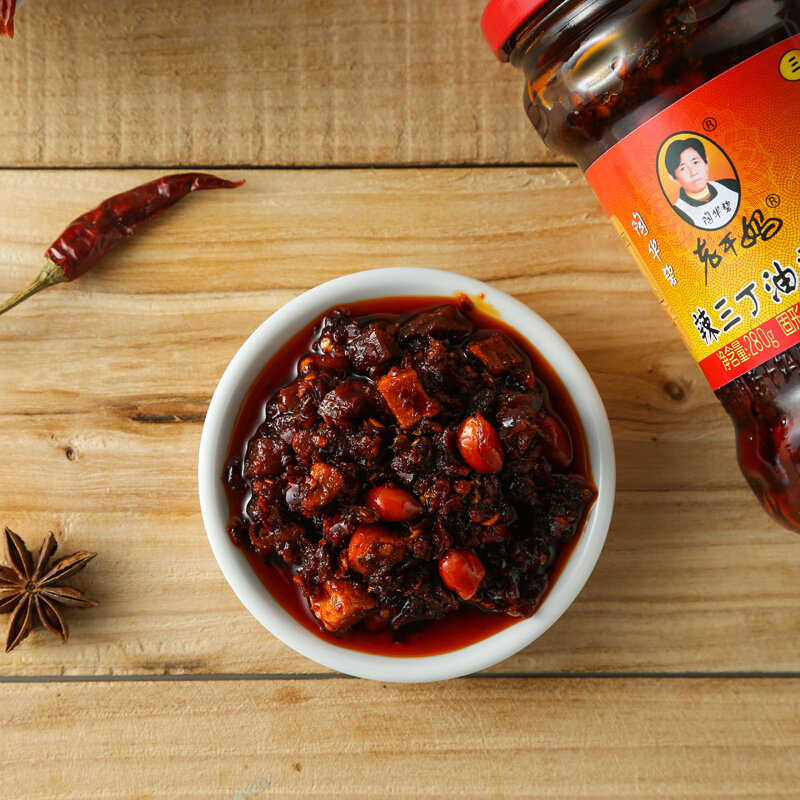 陶华碧老干妈辣椒酱辣三丁油辣椒280g真材实料看得见