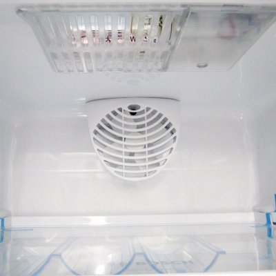 博世(Bosch) KGF23527TI 224升电脑定频直冷 三门冰箱（白）环保节能  维他保鲜