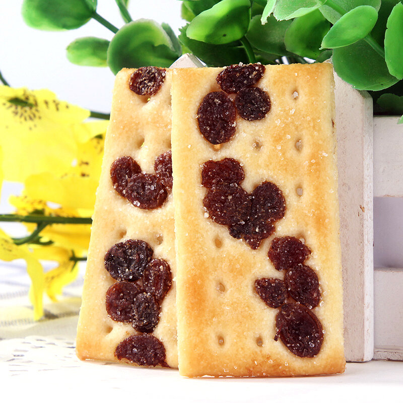 金富士葡萄味夹层饼干含葡萄果粒320g休闲小零食点心糕点