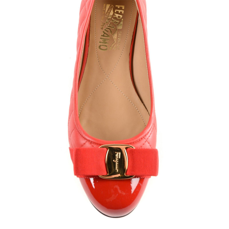 salvatoreferragamo女士红色缝皮革平底鞋01m83167210485红时尚百搭