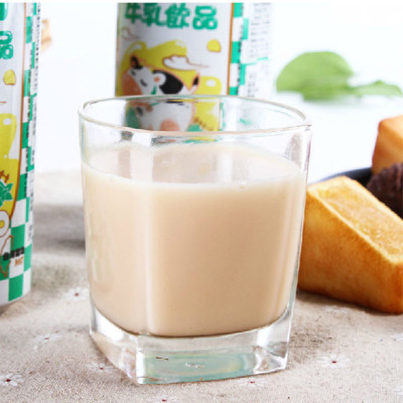 亲亲 香草牛乳味饮料 480ml/罐 (台湾地区进口)