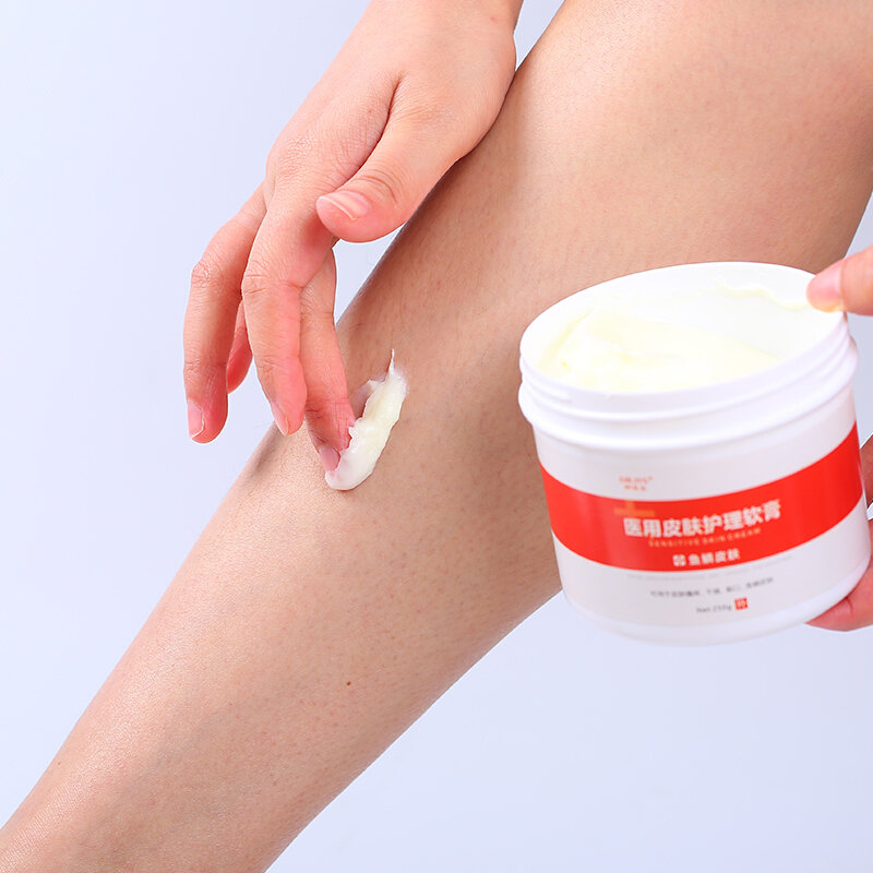 脸起皮身体乳霜可以擦脸吗(脸上擦了面霜还是起皮怎么办) 脸起皮身体乳霜可以擦脸吗(脸上擦了面霜还是起皮怎么办)