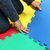 明德十字纹泡沫拼图地垫儿童拼接防滑垫子大号加厚地板垫60*2.5cm(红黄蓝绿 60*1.2cm 4片)第5张高清大图