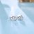 谢瑞麟 女款马蹄莲群镶钻石耳环（约9分，20颗钻石） 18K金钻石耳钉第5张高清大图