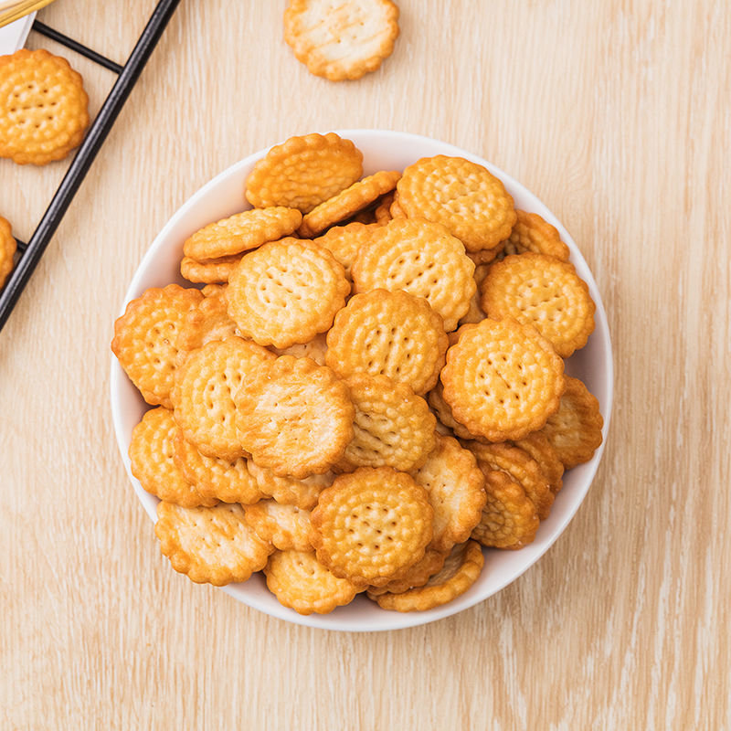 日式海盐小饼干网红小零食休闲薄脆饼干批发曲奇代餐饼干小圆饼干日式