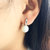 漂亮百合百搭贝珠耳扣S925银耳环优雅简约(白色)第2张高清大图