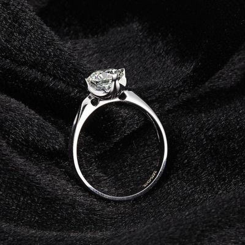 钻宝源18k白金30分fg色极白钻戒钻石戒指结婚戒雪花柔情心花怒放*时刻