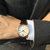 安普里奥.阿玛尼手表 皮质表带经典时尚休闲石英AR2502 国美超市甄选第2张高清大图