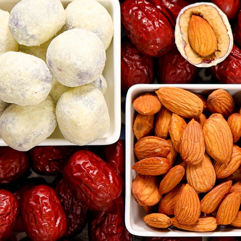 花蜜家坚果奶枣枣夹巴旦木仁250g整箱新疆大枣夹心巴旦木美味可口