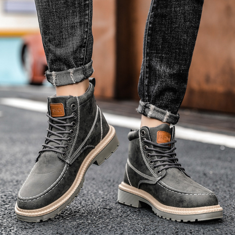 迈凯恩轻奢品牌马丁靴男秋冬新品真皮男士工装靴时尚百搭户外休闲靴